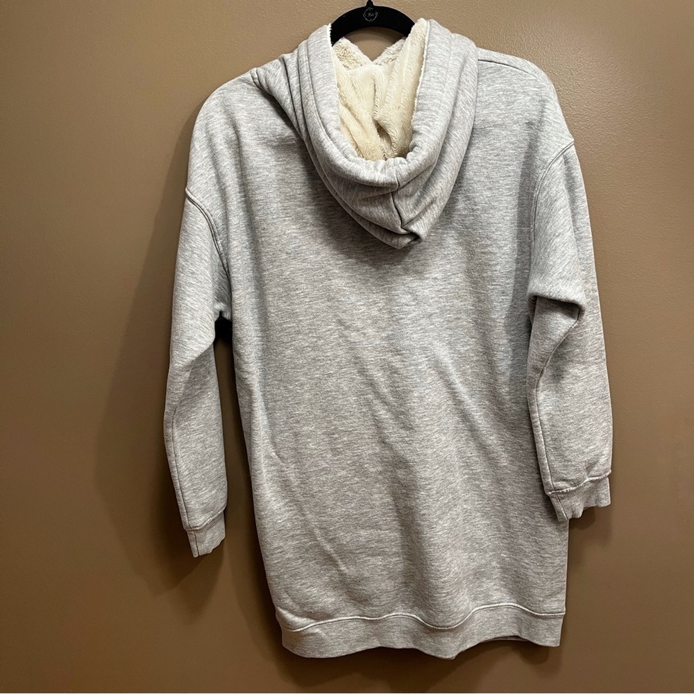 Belle Du Jour Fuzzy Hooded Long Sweatshirt - Picture 4 of 4